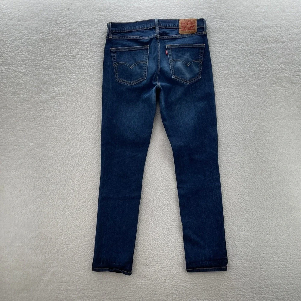 Levis *actual fit